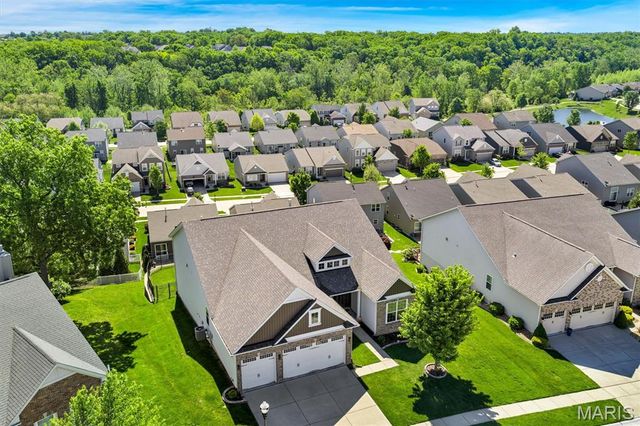 139 Wilmer Valley Drive, Wentzville, MO 63385
