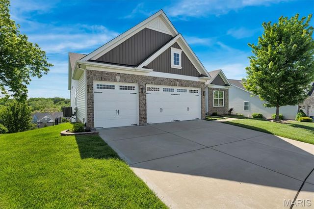 139 Wilmer Valley Drive, Wentzville, MO 63385