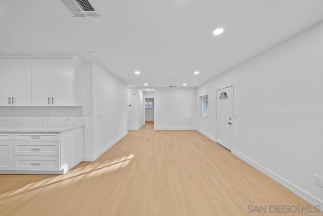 911 Jamacha Road, El Cajon, CA 92019