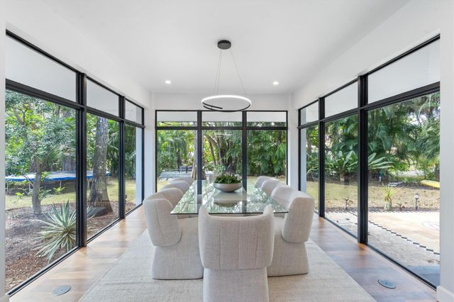 360 NW 33rd Street, Oakland Park, FL 33309