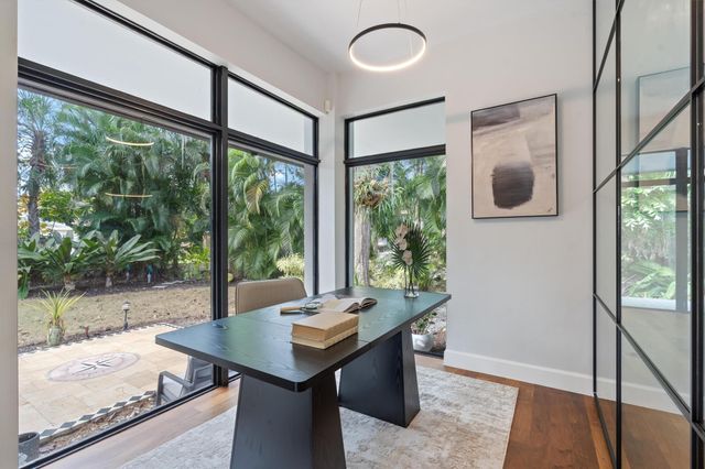 360 NW 33rd Street, Oakland Park, FL 33309