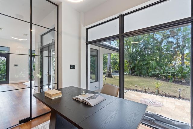 360 NW 33rd Street, Oakland Park, FL 33309