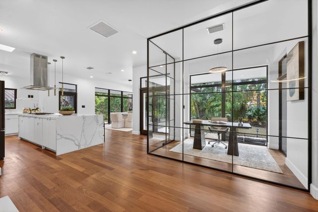 360 NW 33rd Street, Oakland Park, FL 33309