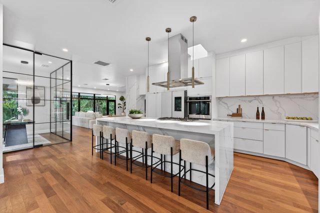 360 NW 33rd Street, Oakland Park, FL 33309