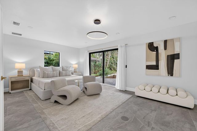 360 NW 33rd Street, Oakland Park, FL 33309