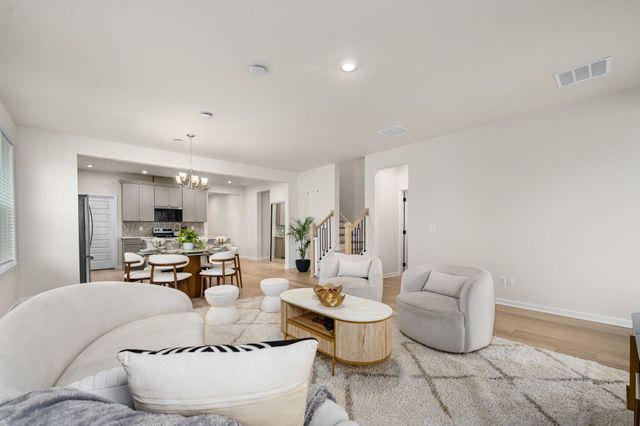 523 Kemp Dr, Hermitage, TN 37076