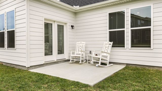 523 Kemp Dr, Hermitage, TN 37076