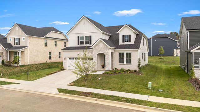 523 Kemp Dr, Hermitage, TN 37076