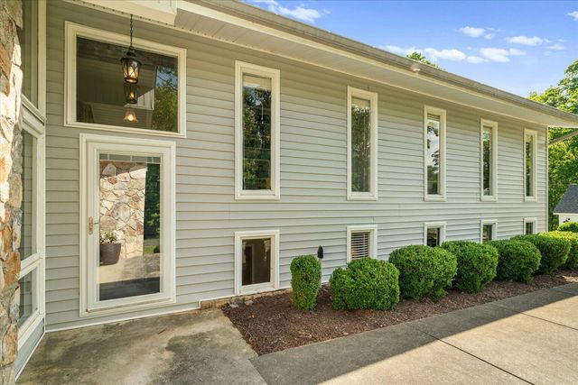 1130 Sourwood, Chatsworth, GA 30705