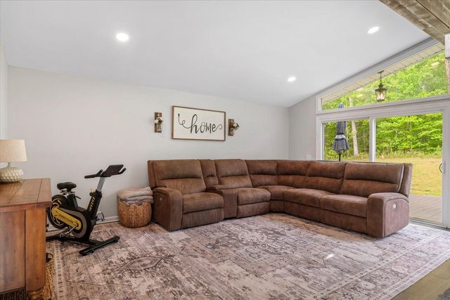 1130 Sourwood, Chatsworth, GA 30705