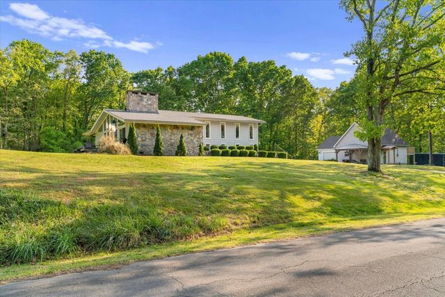 1130 Sourwood, Chatsworth, GA 30705