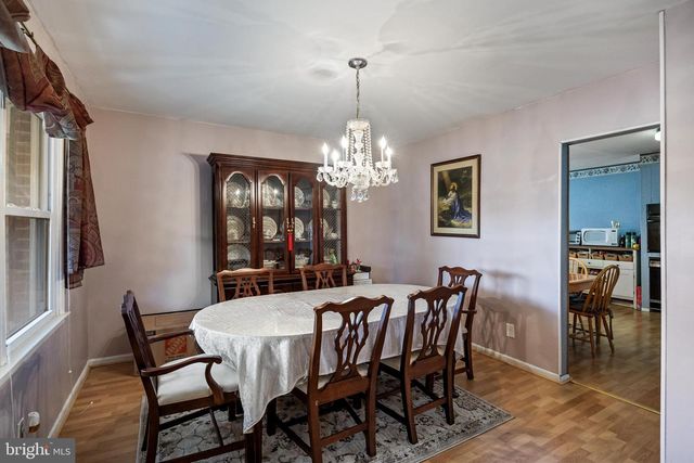 114 RAMBLEWOOD PKWY, Mount Laurel, NJ 08054