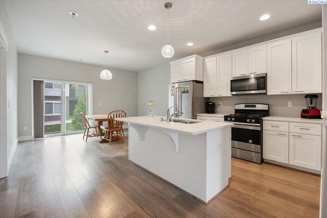 3119 Willow Pointe Dr, Richland, WA 99354