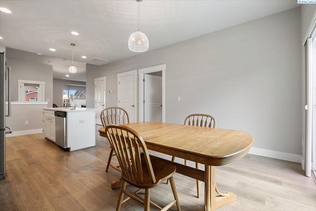 3119 Willow Pointe Dr, Richland, WA 99354