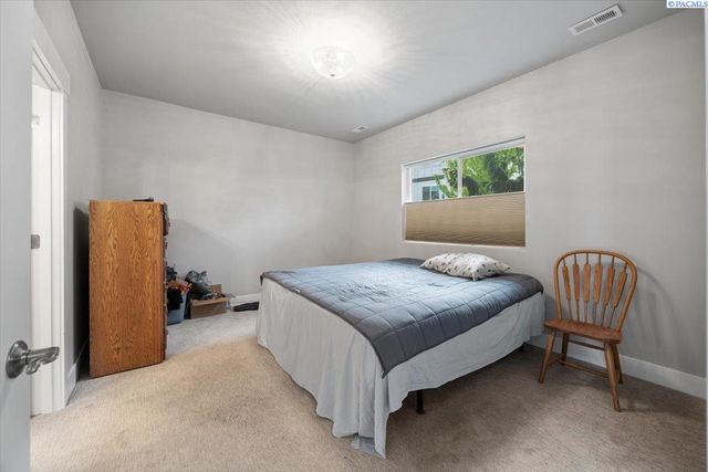 3119 Willow Pointe Dr, Richland, WA 99354