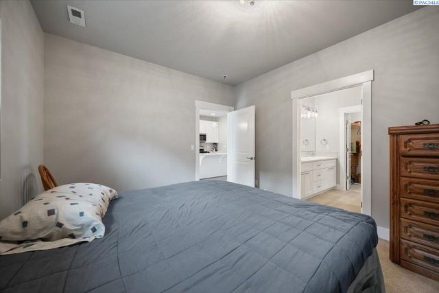 3119 Willow Pointe Dr, Richland, WA 99354