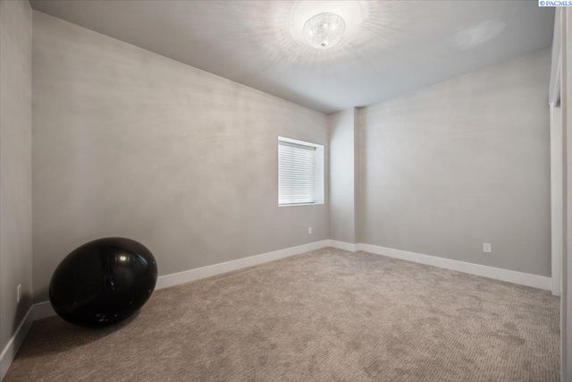 3119 Willow Pointe Dr, Richland, WA 99354