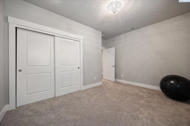 3119 Willow Pointe Dr, Richland, WA 99354