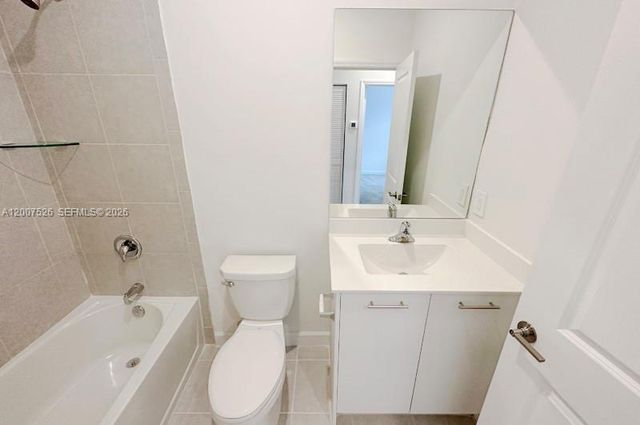 12428 NW 23rd Ct, Miami, FL 33167