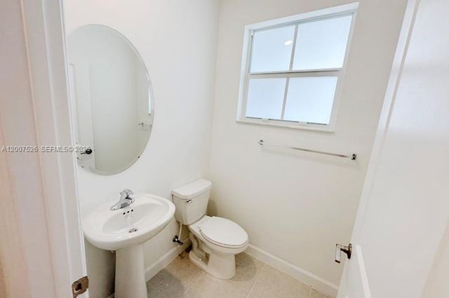 12428 NW 23rd Ct, Miami, FL 33167