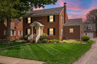 8521 Northcote Avenue, Munster, IN 46321