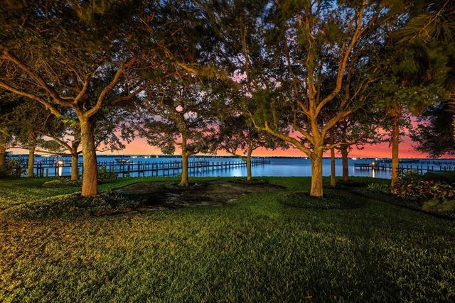 1924 NW Shore Terrace, Stuart, FL 34994