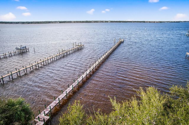 1924 NW Shore Terrace, Stuart, FL 34994