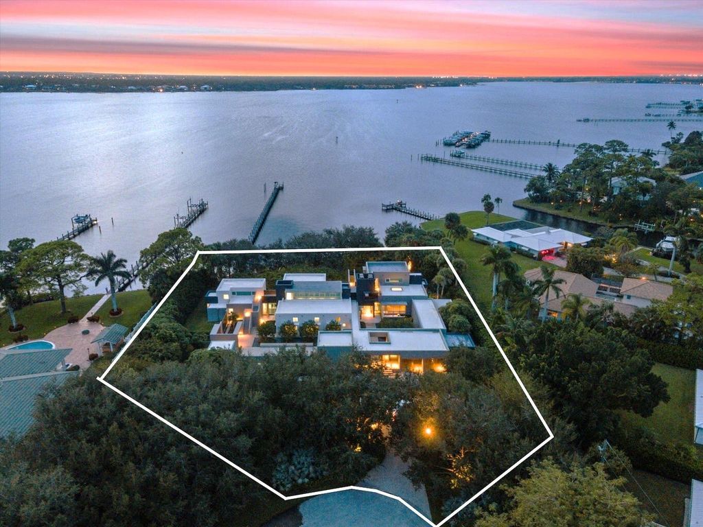 1924 NW Shore Terrace, Stuart, FL 34994