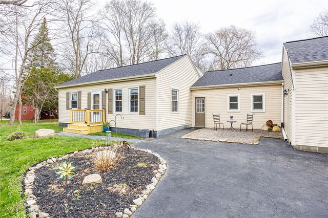 1458 Manitou Road, Greece, NY 14468