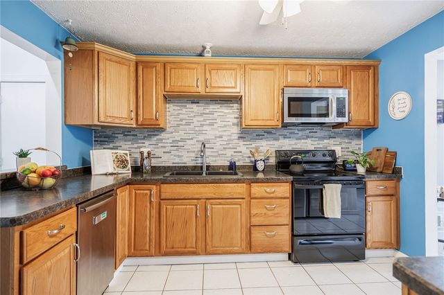 1458 Manitou Road, Greece, NY 14468