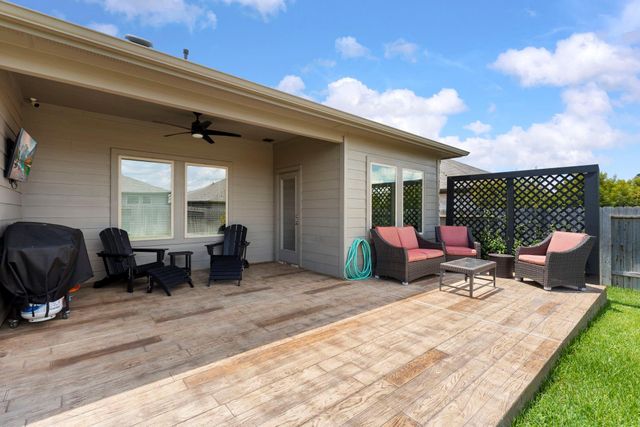 15042 Eastern Wood Road, Magnolia, TX 77354