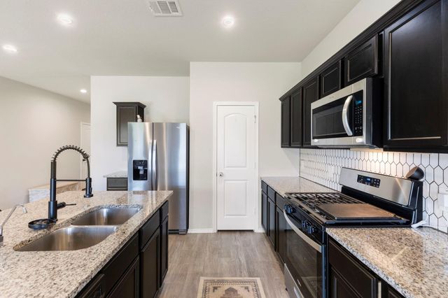15042 Eastern Wood Road, Magnolia, TX 77354