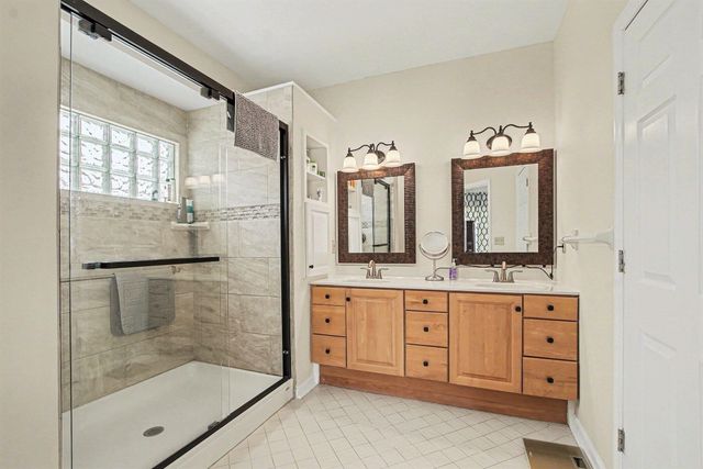 10771 Crown Pointe Drive, Union, KY 41091