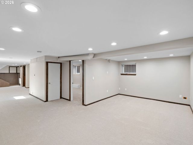 8535 Se 15TH Ave, Portland, OR 97202