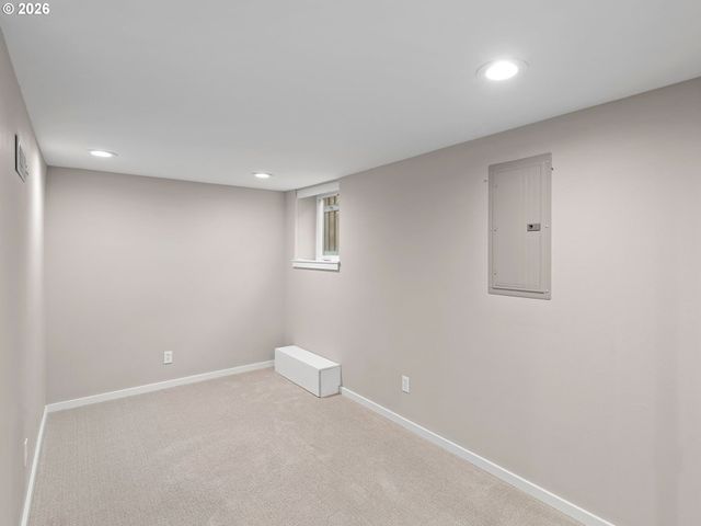 8535 Se 15TH Ave, Portland, OR 97202