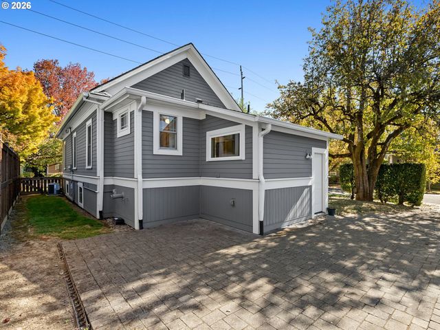 8535 Se 15TH Ave, Portland, OR 97202