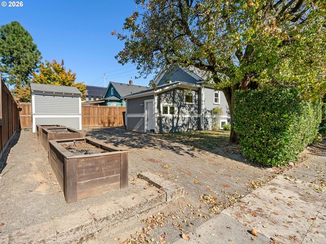 8535 Se 15TH Ave, Portland, OR 97202