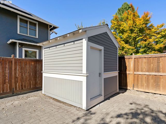 8535 Se 15TH Ave, Portland, OR 97202