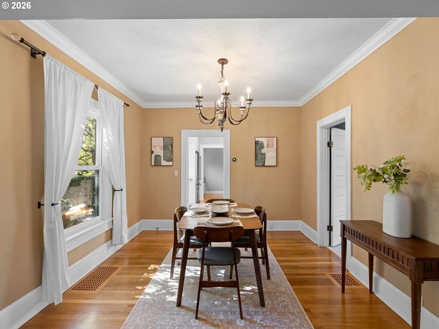 8535 Se 15TH Ave, Portland, OR 97202