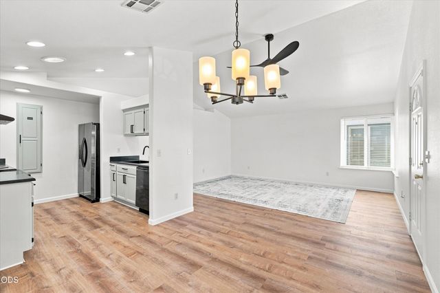 803 Bower Lane, Grants Pass, OR 97527