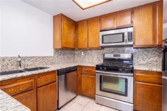 583 Calle De Las Ovejas, Oak Park, CA 91377