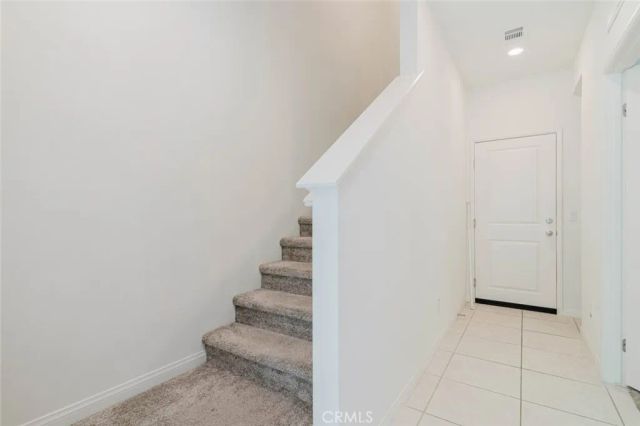 18450 W Calico Lane, Northridge, CA 91325