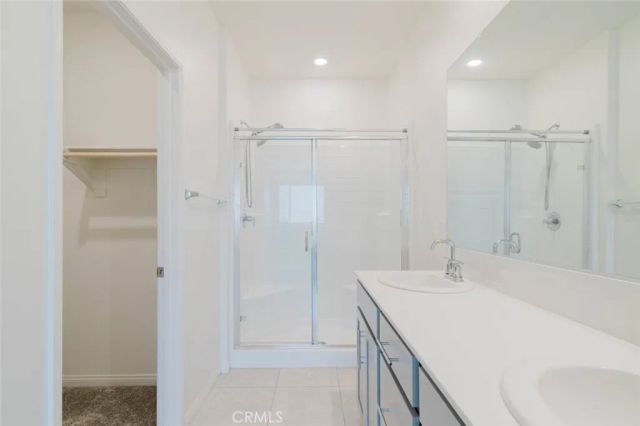 18450 W Calico Lane, Northridge, CA 91325