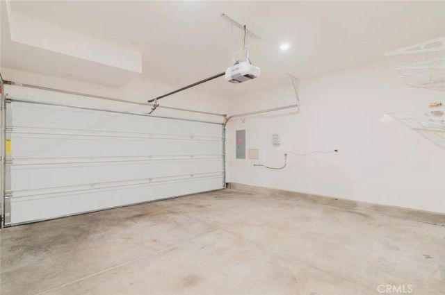 18450 W Calico Lane, Northridge, CA 91325