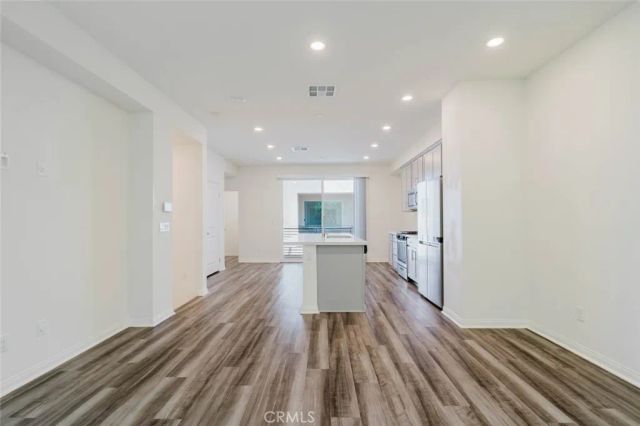 18450 W Calico Lane, Northridge, CA 91325