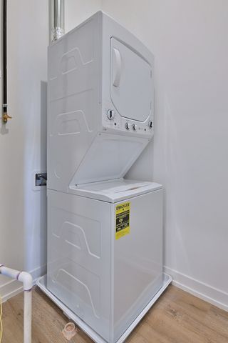 7518 Madison Street C, Forest Park, IL 60130