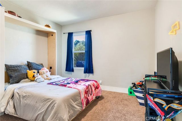 310 Santa Rita Place, Banning, CA 92220