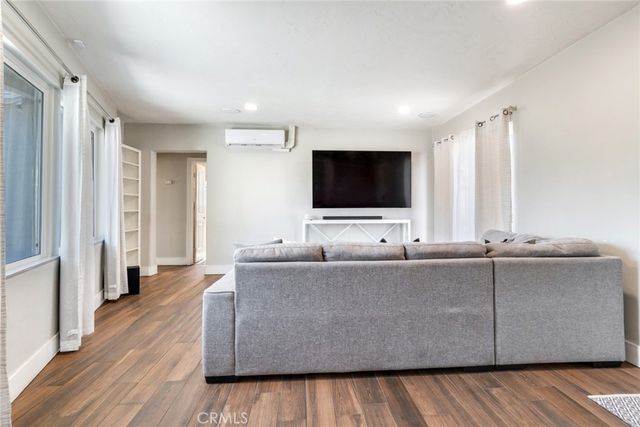 310 Santa Rita Place, Banning, CA 92220