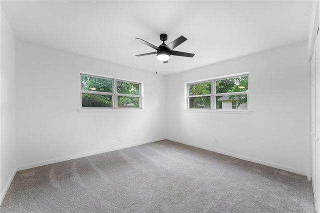 1716 E Rolling Hills Drive, Fayetteville, AR 72703
