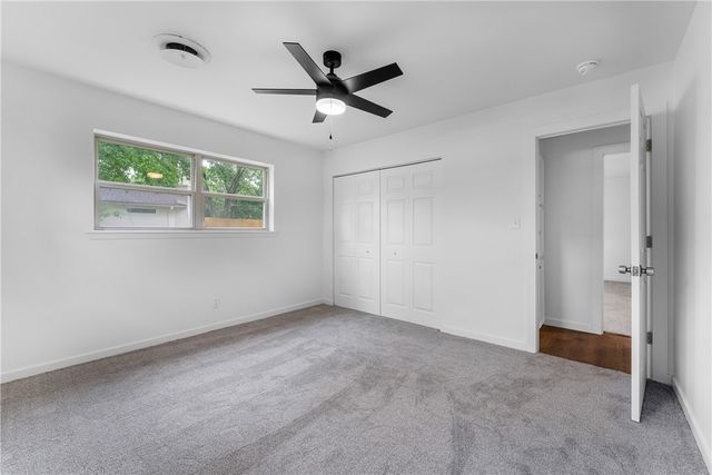 1716 E Rolling Hills Drive, Fayetteville, AR 72703